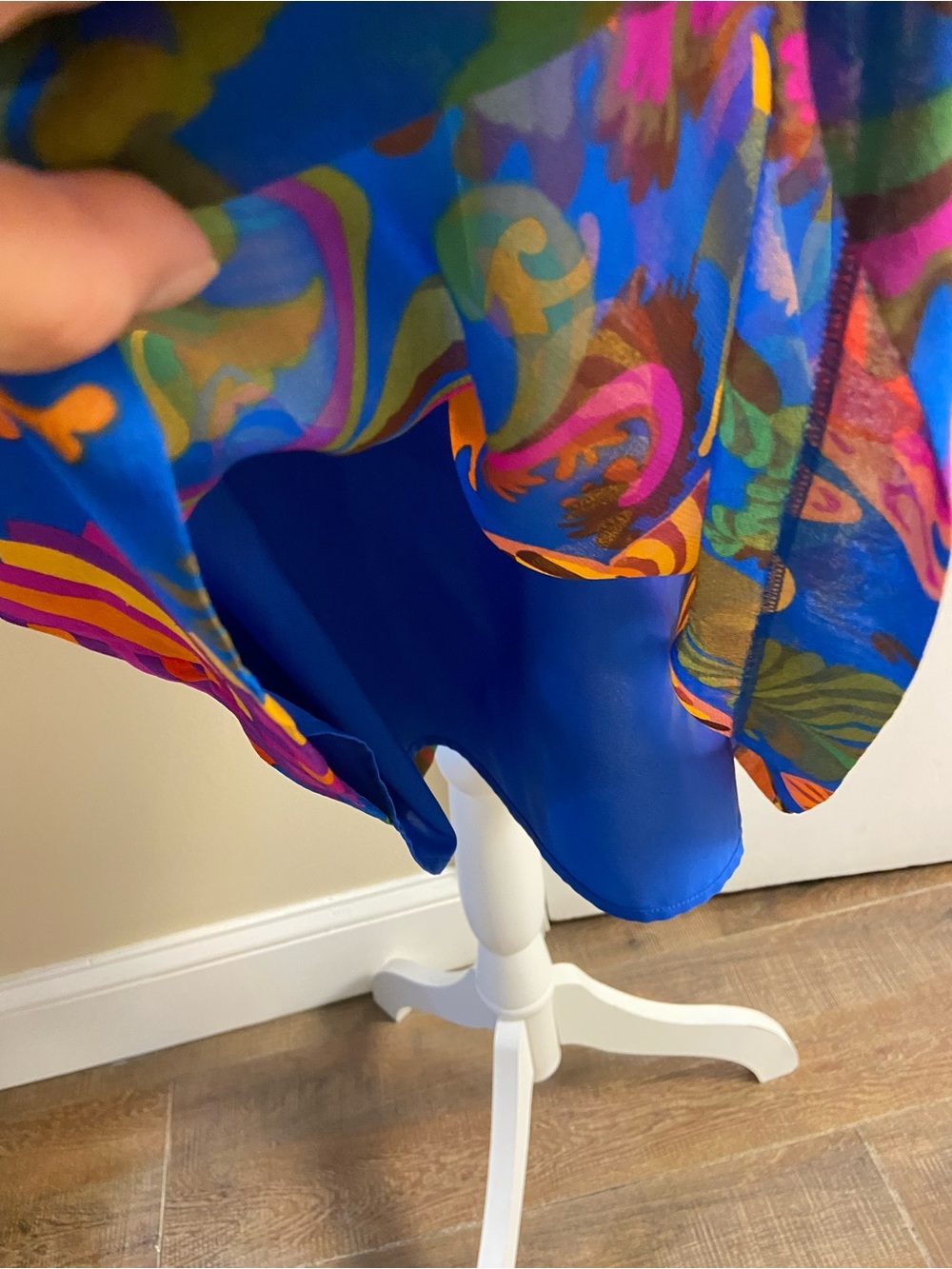 Trina Turk&Banaba Rep One-Shoulder Paisley Print Dress in Blue and Green Silk 12 - Picture 7 of 11
